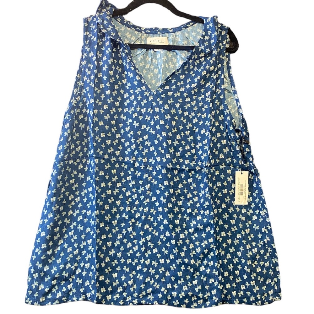 NWT! Velvet by Graham & Spencer‎ Catrina Split Neck Sleeveless Ladies Top Small